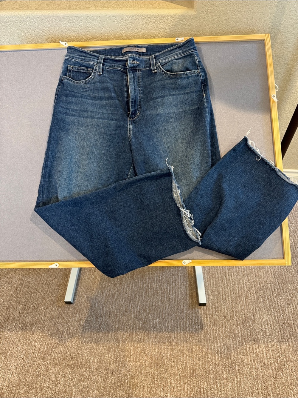 Joe's Jeans Dark Blue Cropped Raw-Hem Straight Jeans